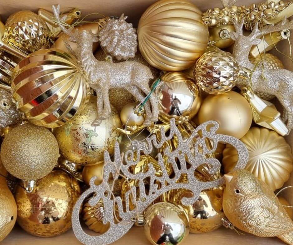gold Christmas decorations for hire